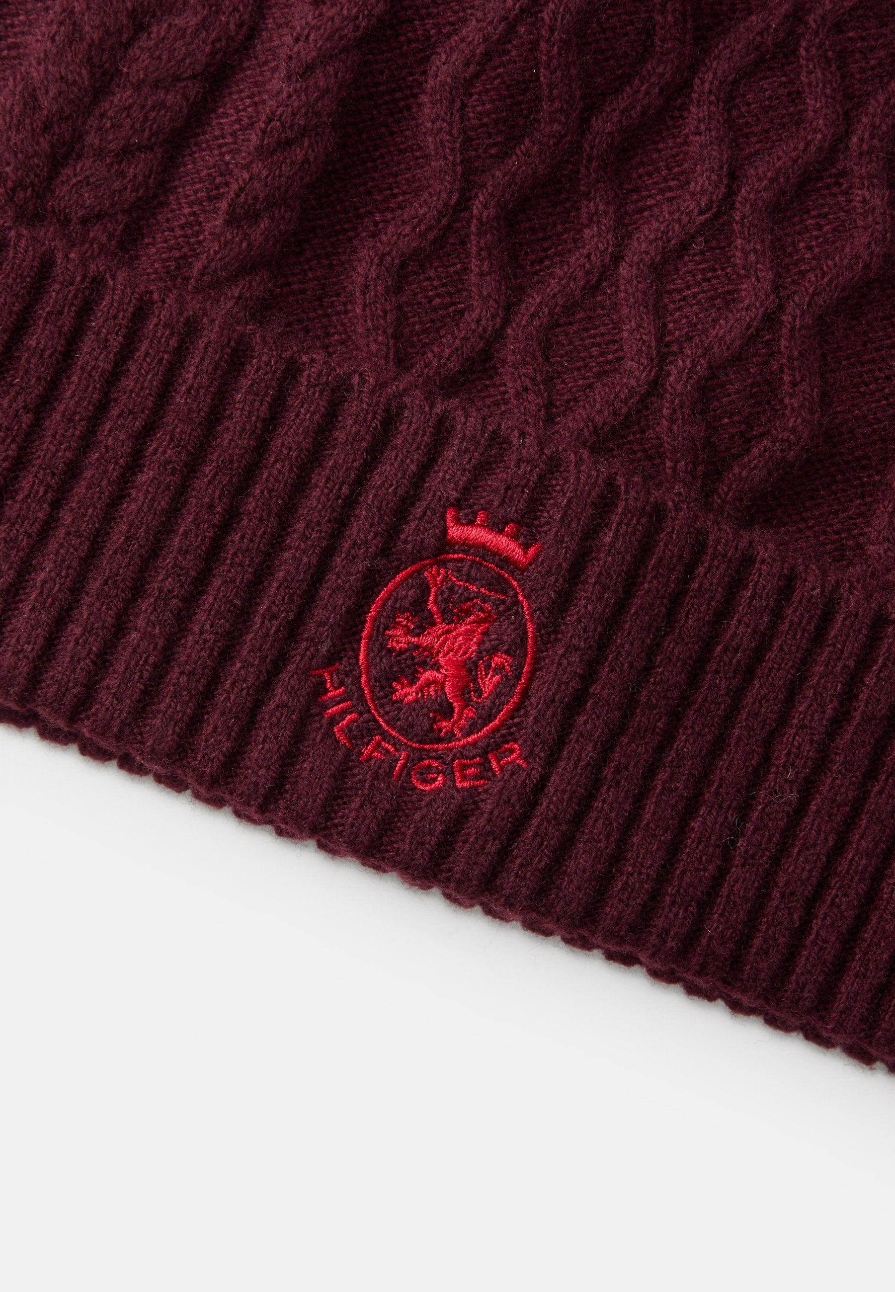CREST BEANIE UNISEX Media 3