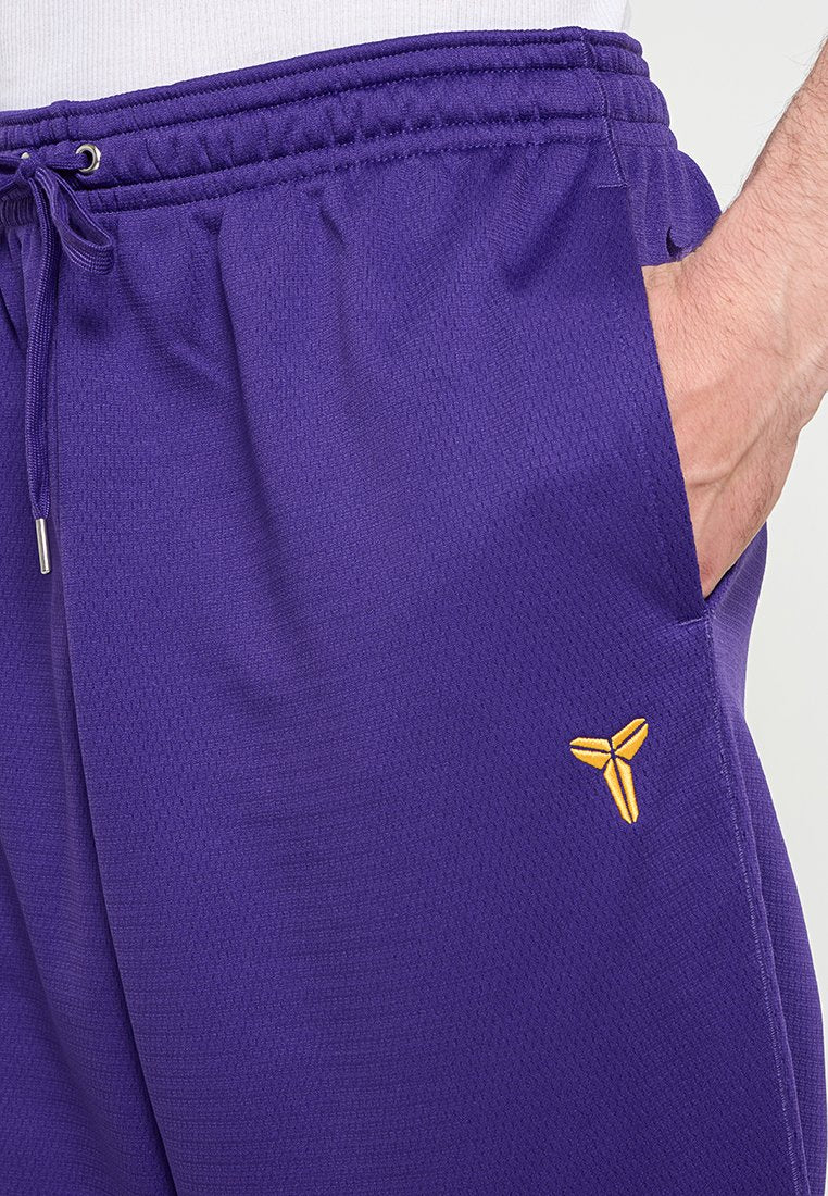 Nike Performance