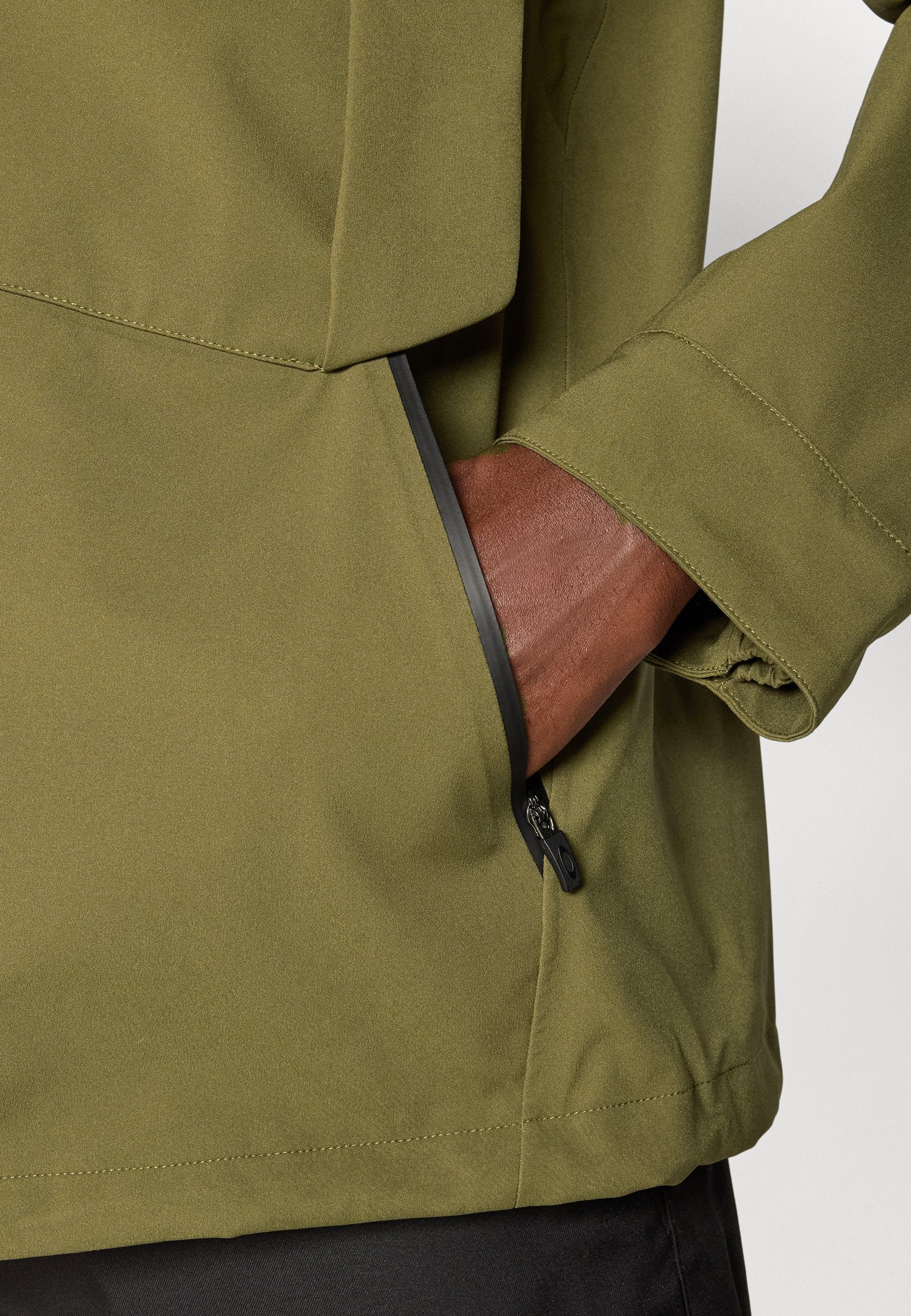 Oakley WIRED MTN UTILITY JACKET