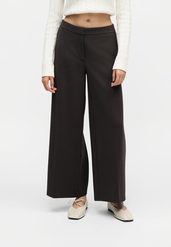 Vero Moda Petite VMBELLIS WIDE PANT - Trousers - chocolate torte