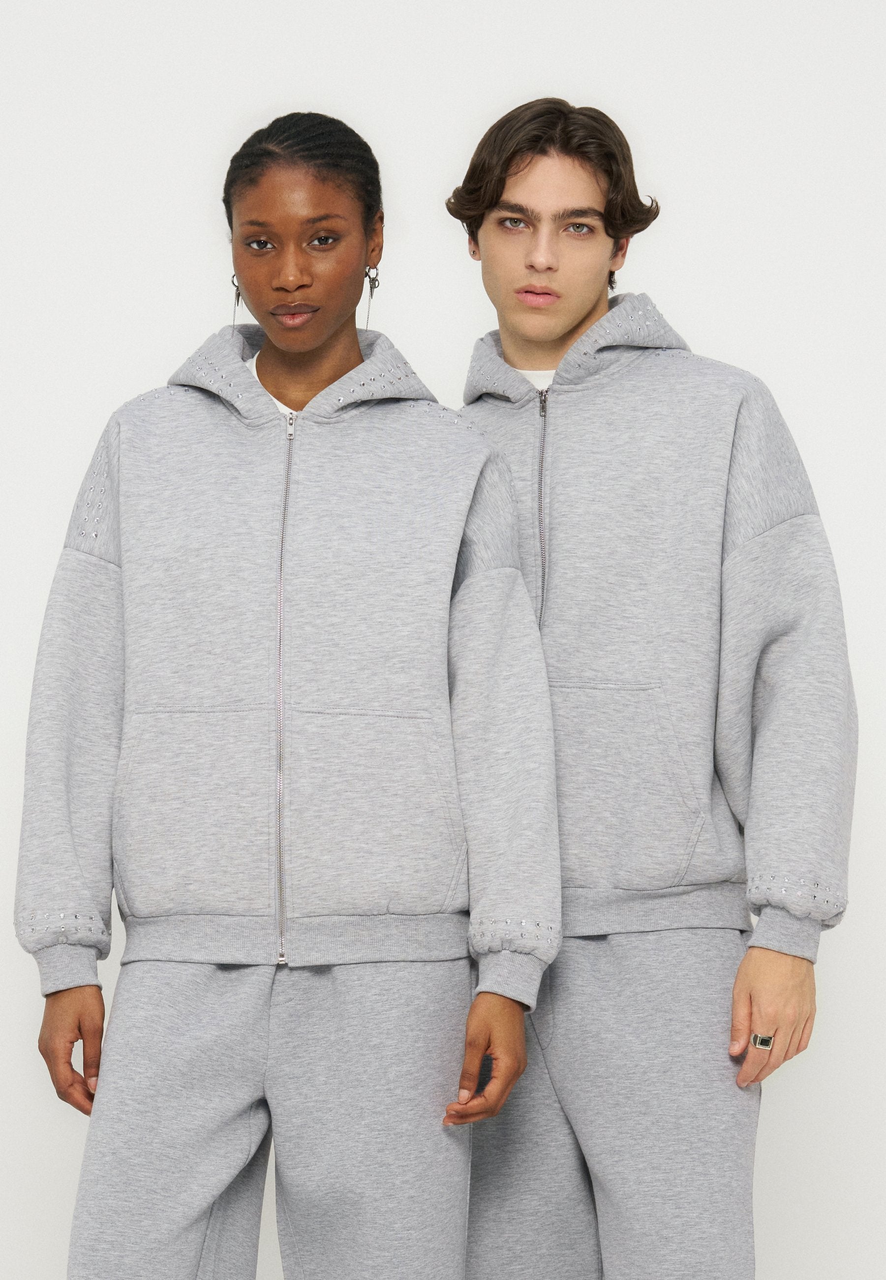 YOURTURN RELAXED FIT WITH STUDS ZIP-UP HOODIE