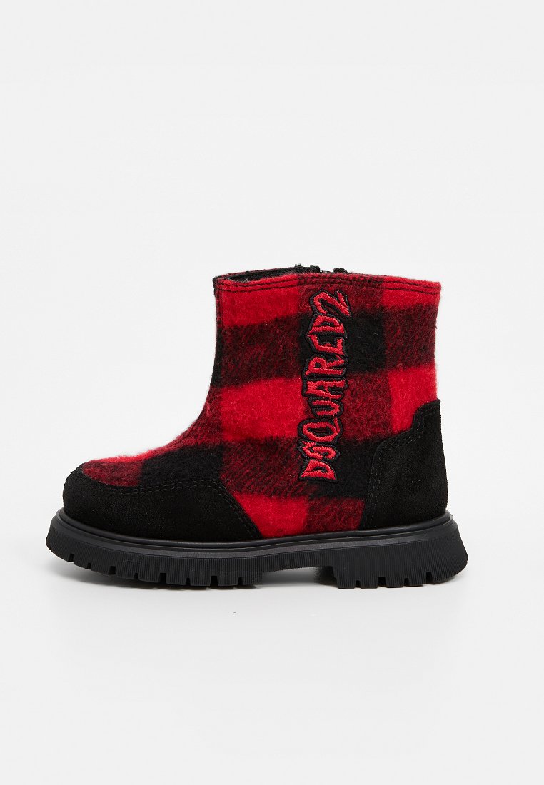 Dsquared2