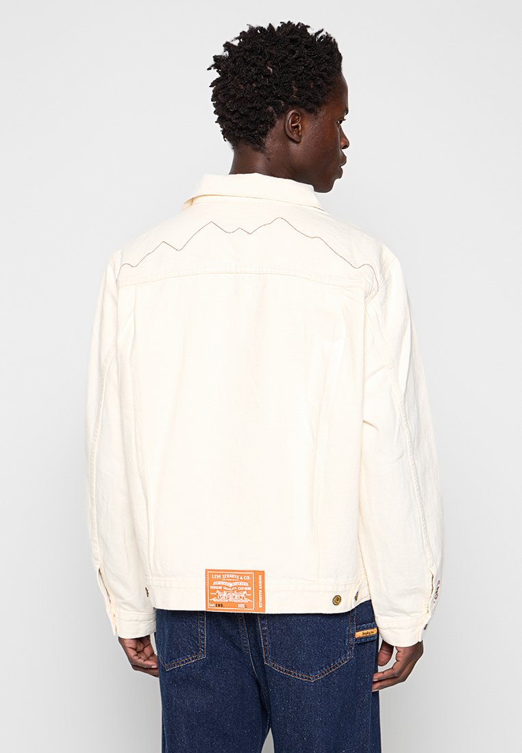 Levi's®