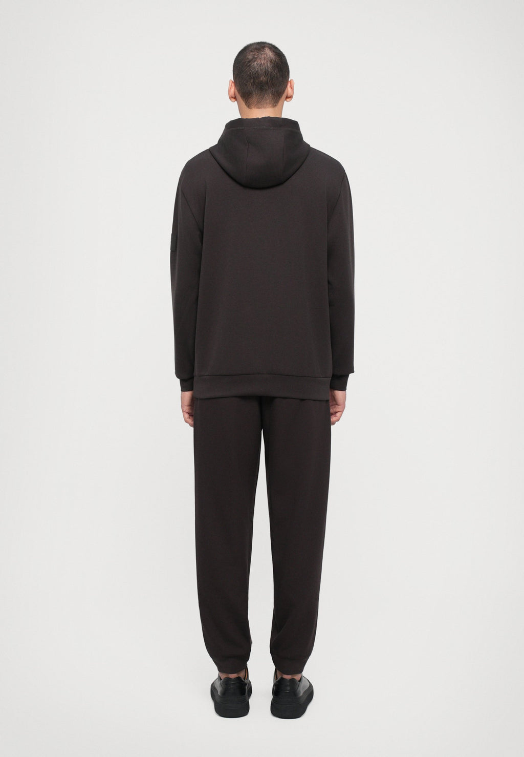 TRAIN HOODIE UNISEX Media 4
