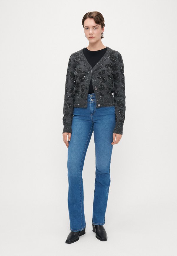 Vero Moda Tall VMZUZU V NECK CARDIGAN
