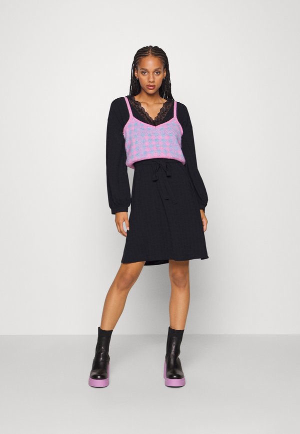Vero Moda VMLYRA V NECK DRESS