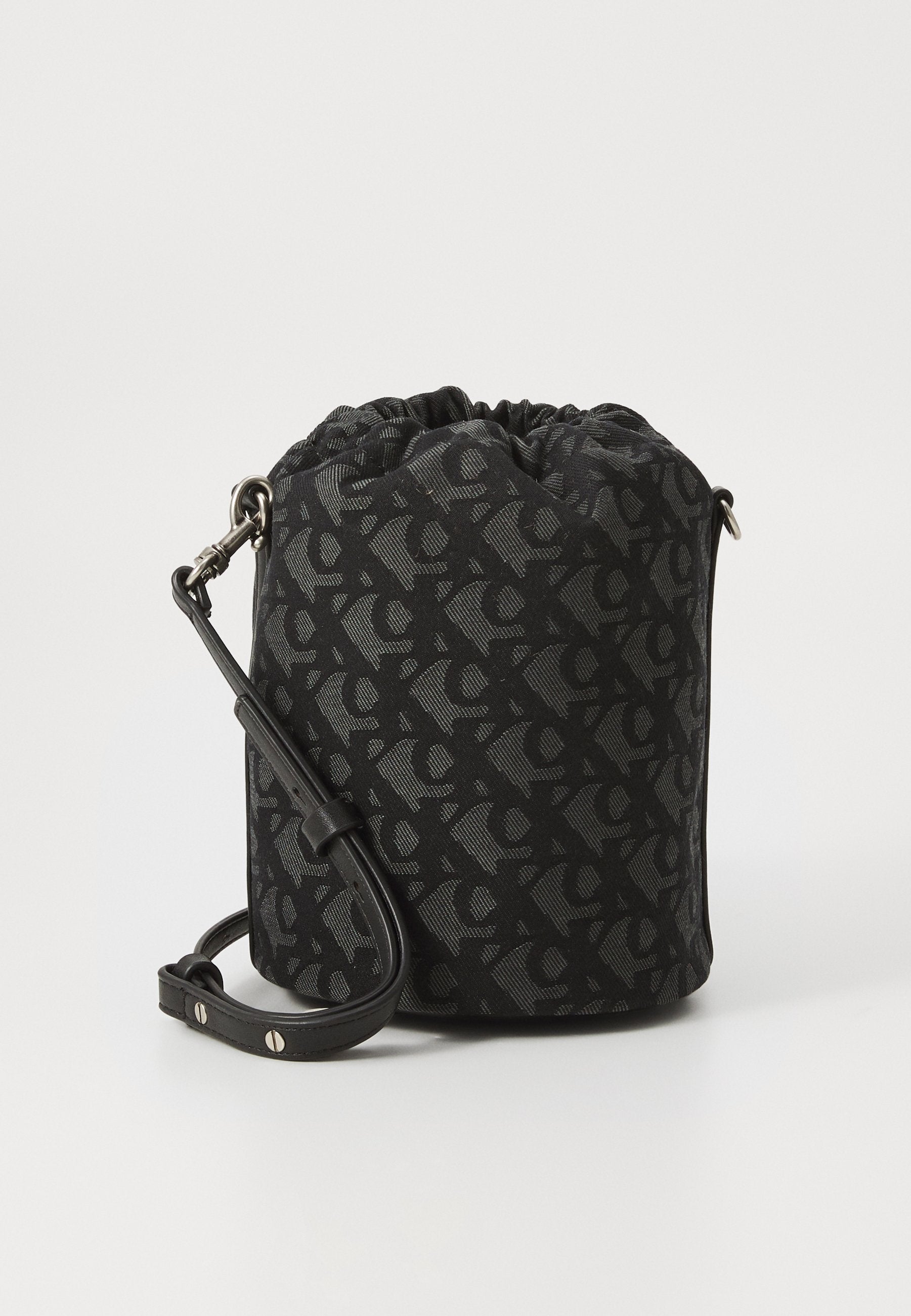 Calvin Klein Jeans MONOGRAM BUCKET BAG