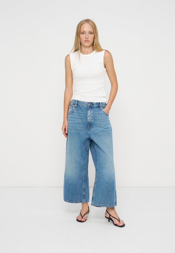 Calvin Klein Jeans