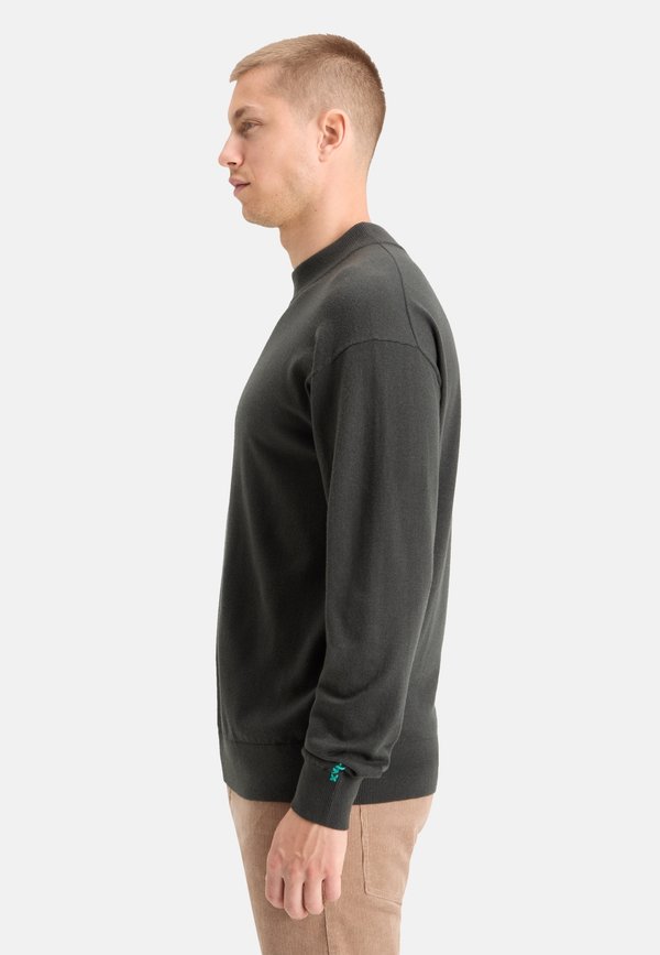 Scotch & Soda  R-NECK