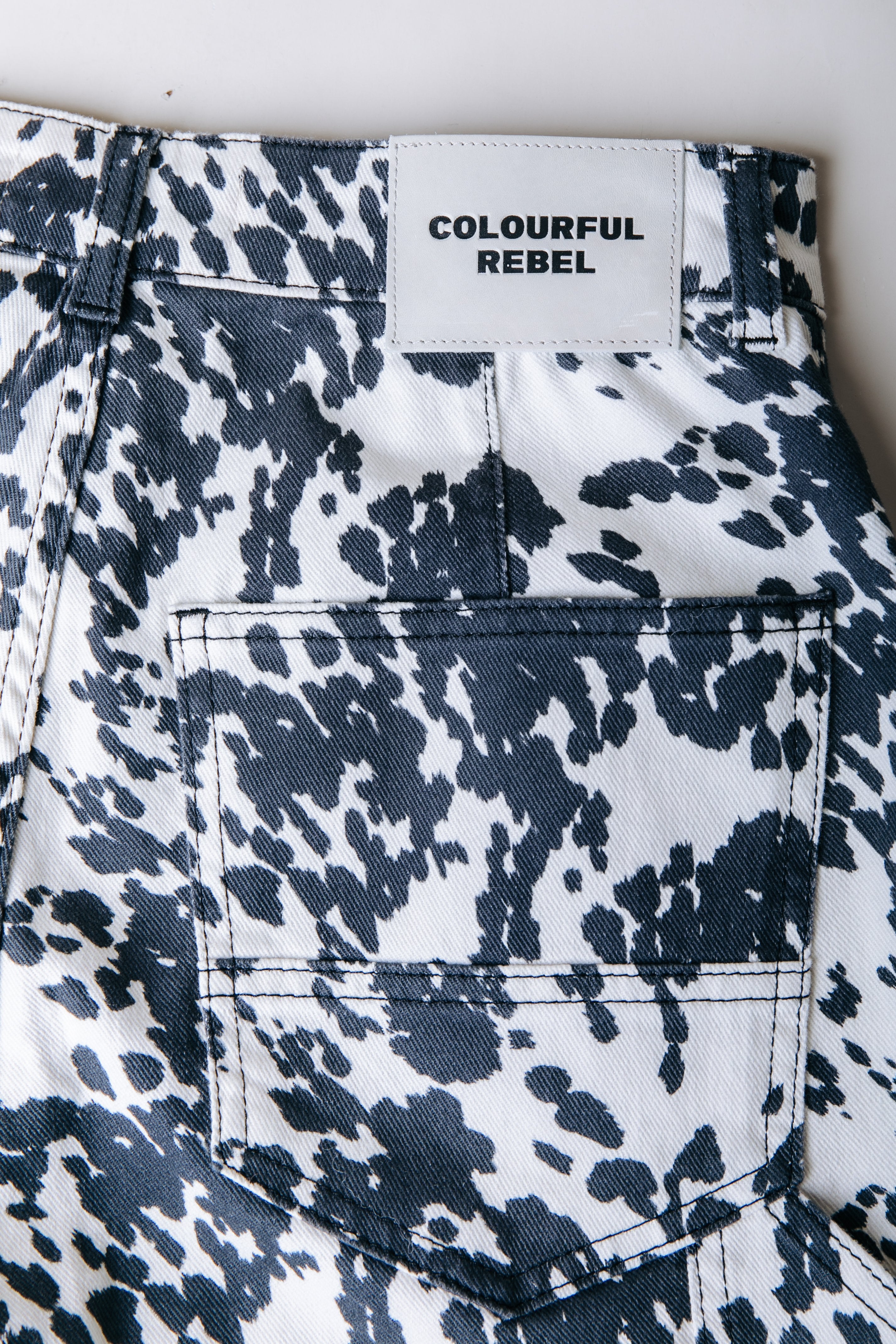 Colourful Rebel TINSLEY