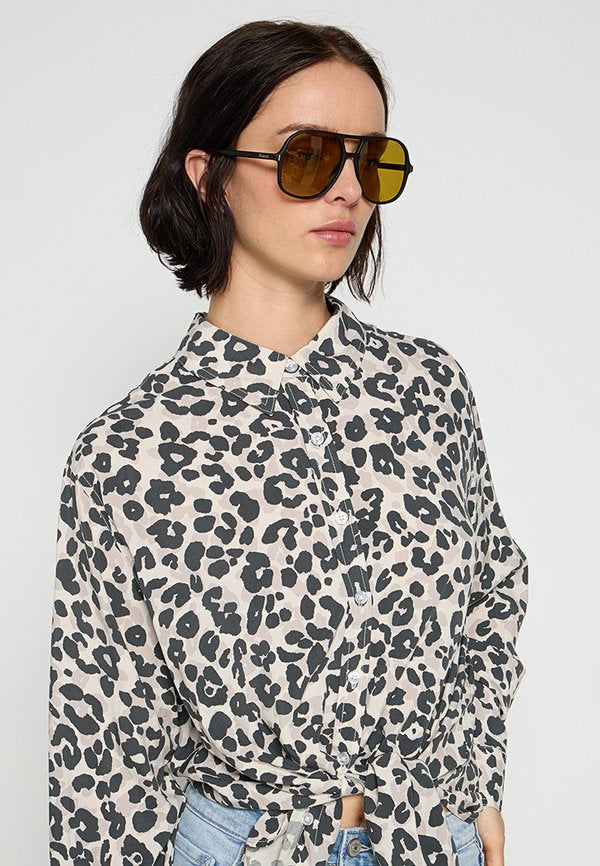 DKNY