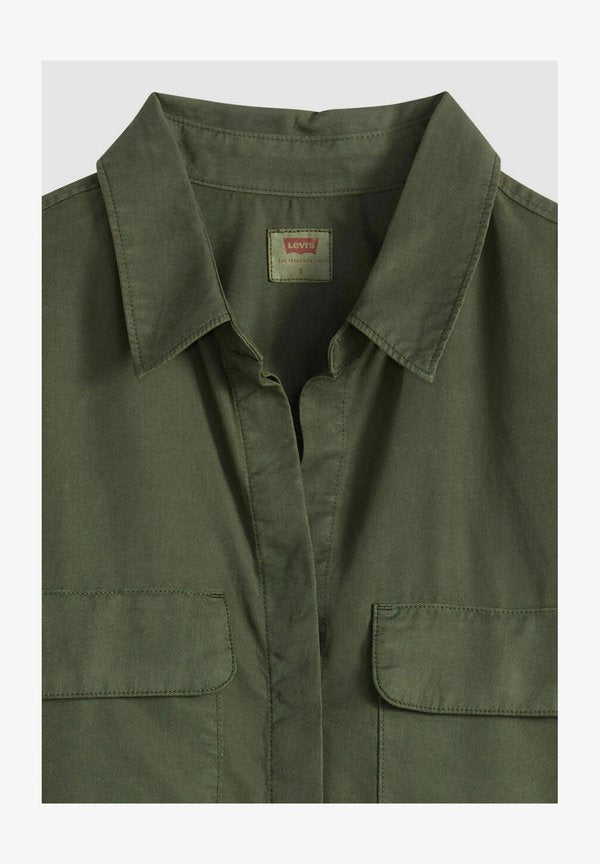 Levi's® ELAINE UTILITY GD - Button-down blouse - crushed berry gd