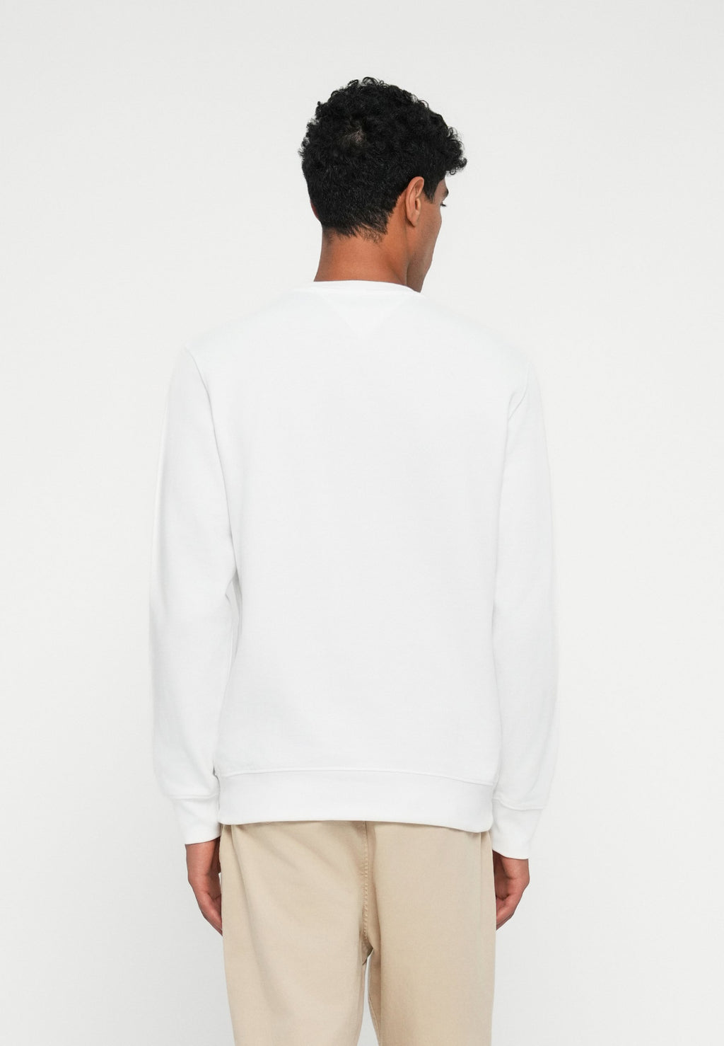 BRAND LOVE SWEATSHIRT Media 4