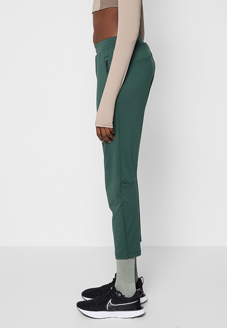 Cross Sportswear