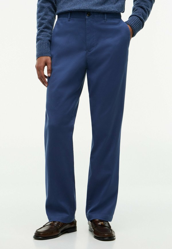 Tommy Hilfiger TOMMY HILFIGER DOVER REGULAR STRAIGHT OPEN STRUCTURED CHINOS - Chinos - aegean sea