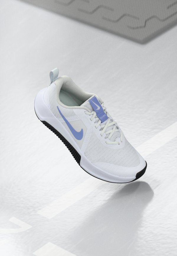 Nike Performance MC 3 - Training shoe - white/light thistle/black