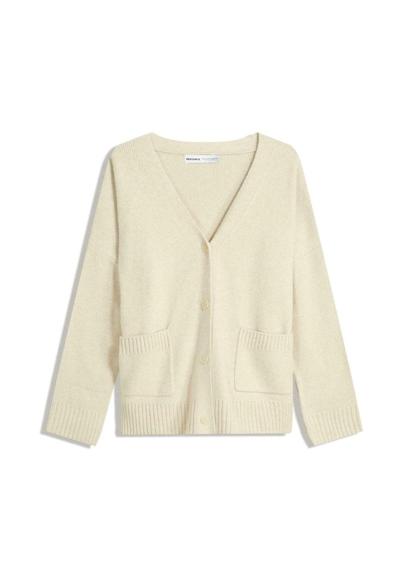 Bershka Strickjacke Media 1