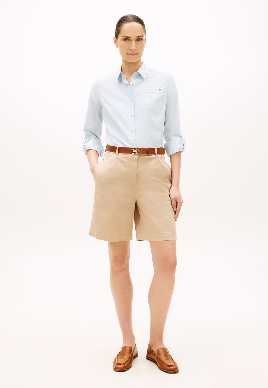 WASHED REGULAR CHINO SHORTS Media 2