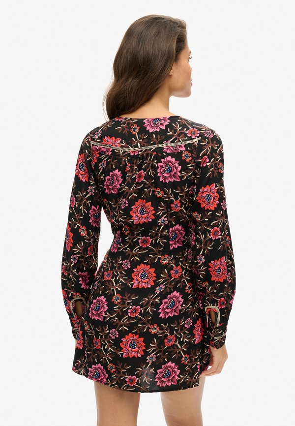 Superdry & Co PRINTED V-NECK MINI TEA