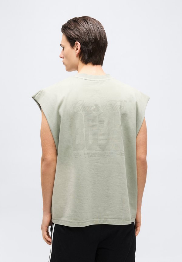 Nike Performance DEVIN BOOKER STANDARD ISSUE GAME TOP - Sports T-shirt - dark stucco