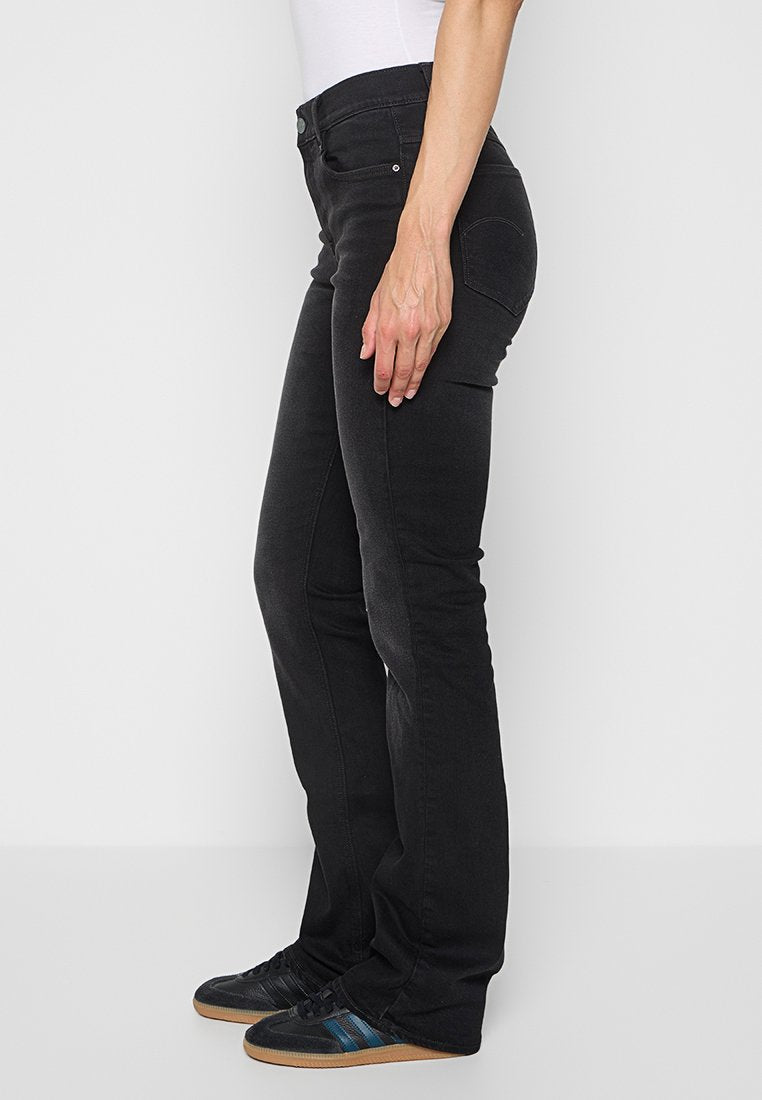 NOXER BOOTCUT Media 2
