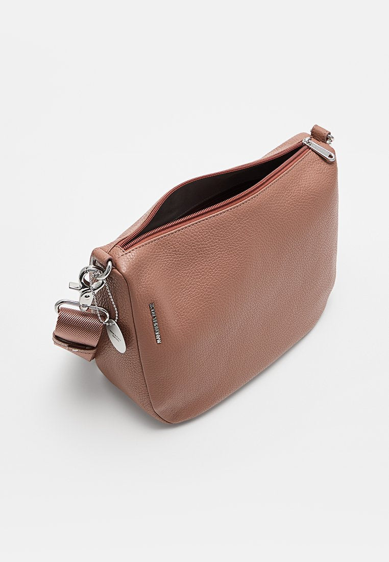 Mandarina Duck