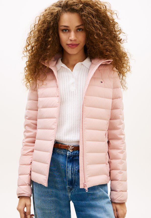 Tommy Hilfiger LIGHTWEIGHT SLIM WATER REPELLENT DOWN JACKET - Down jacket - foggy pink