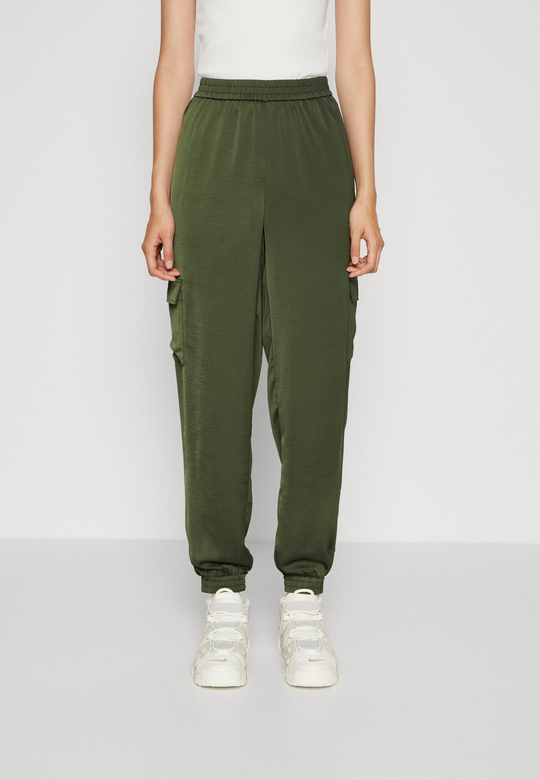 ONLTRACY PANTS Media 3