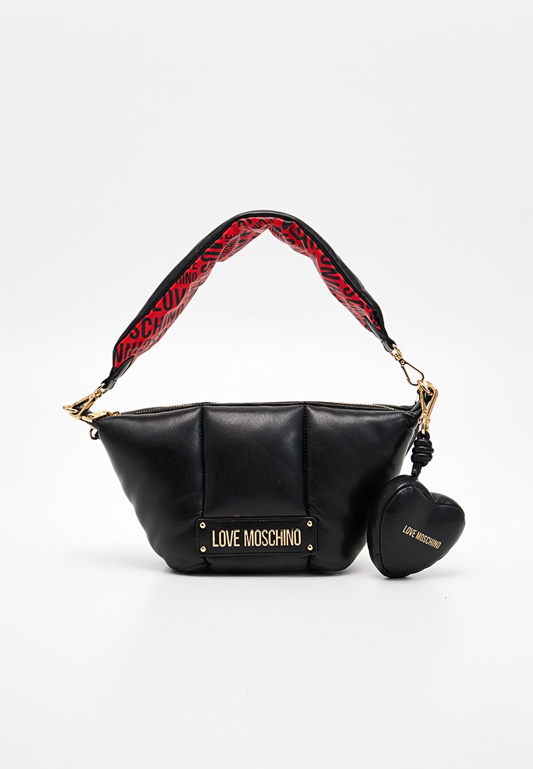 Love Moschino