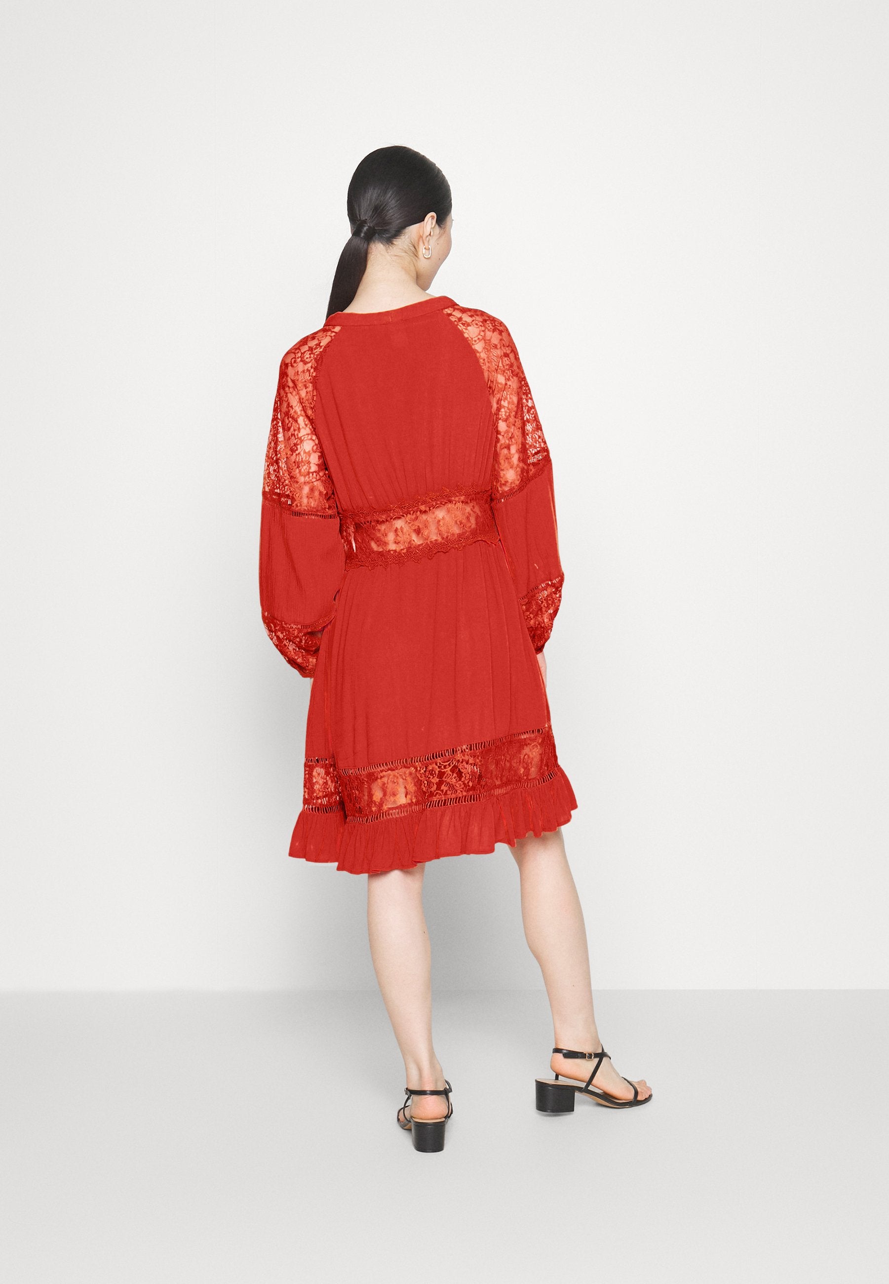 YAS Petite YASMEZA DRESS