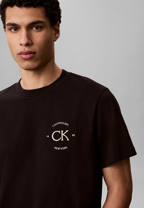 Calvin Klein Jeans  EMBROIDERED LOGO