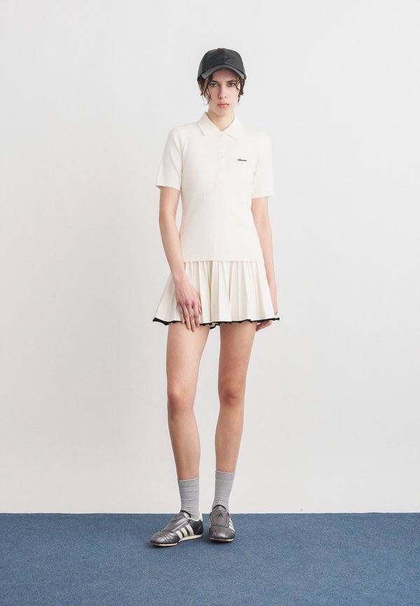 Ellesse THE UMPIRE