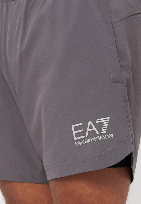 EA7 Emporio Armani