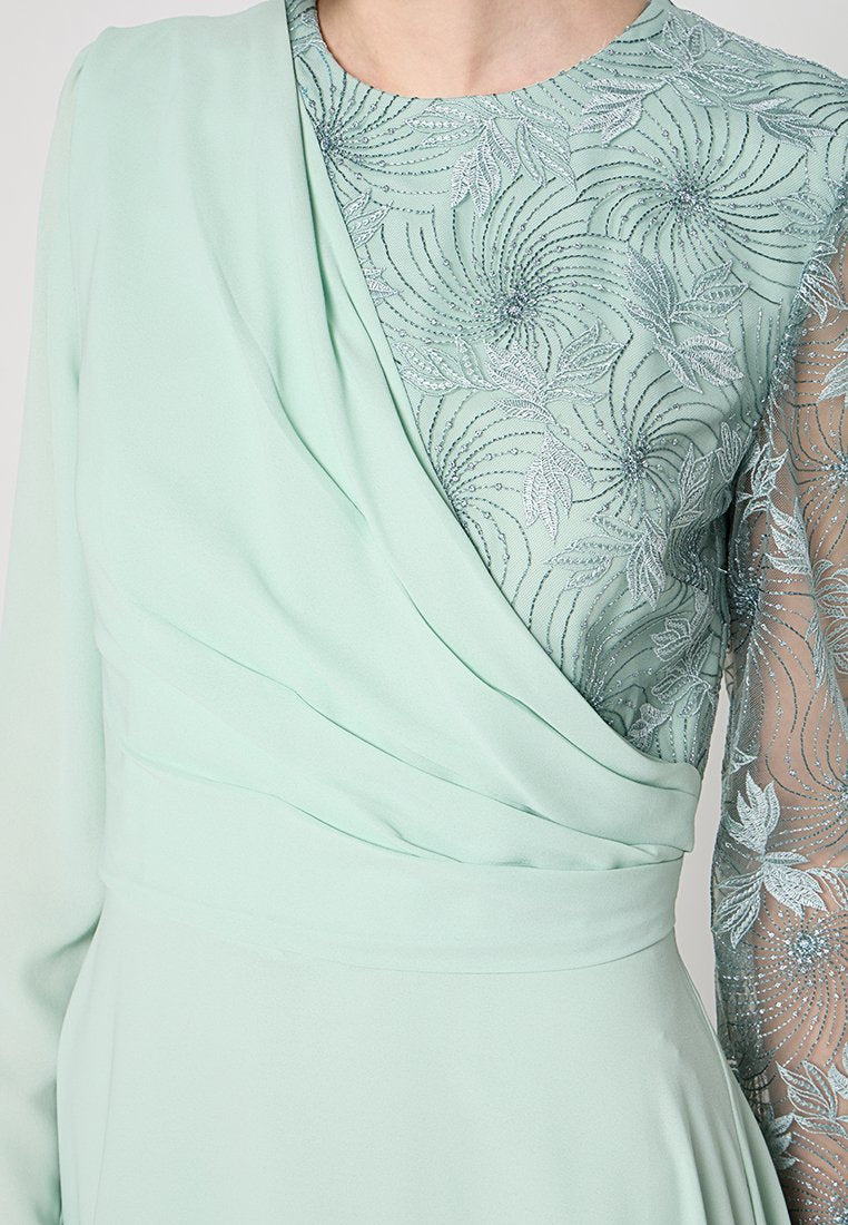 Pronovias