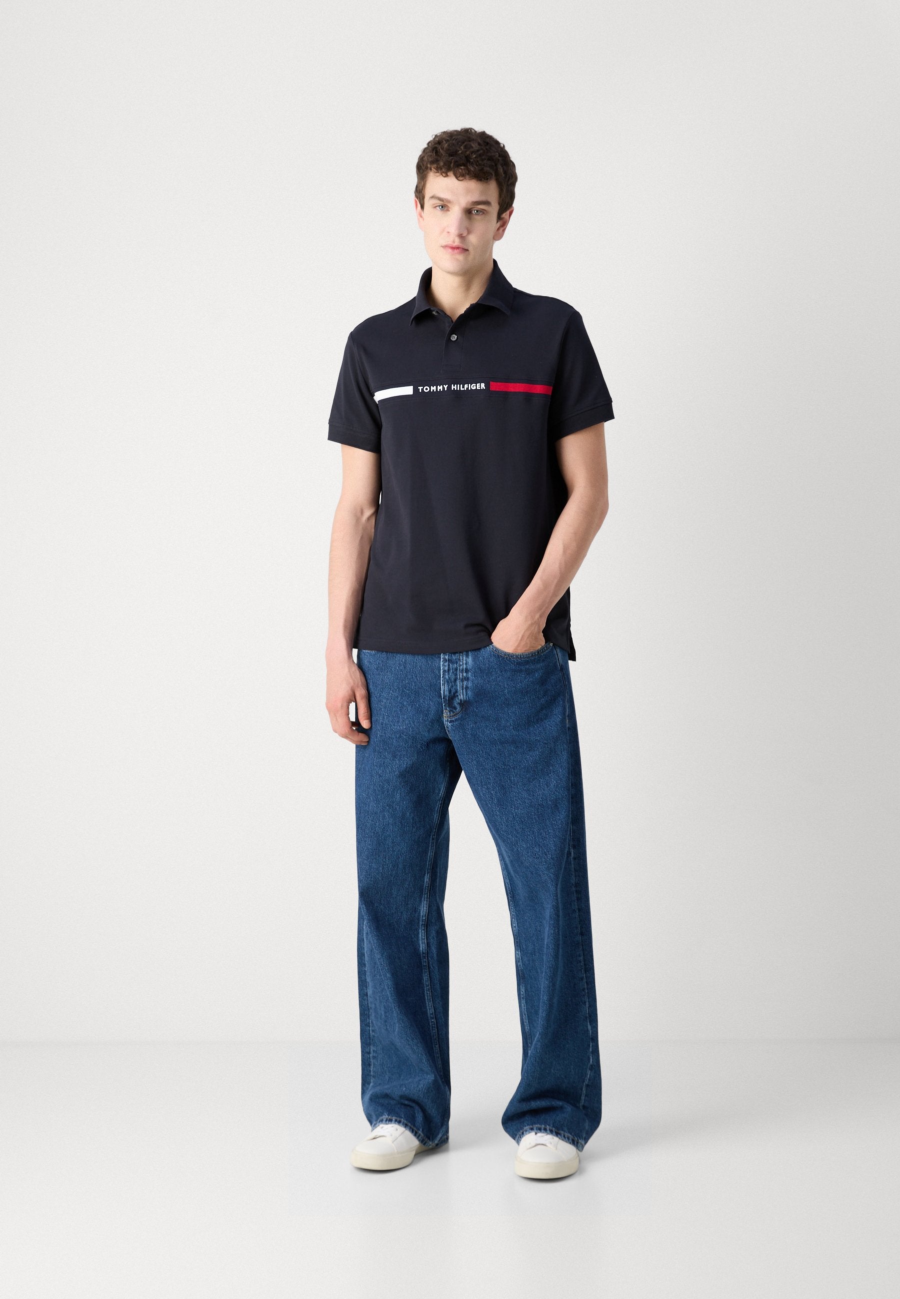 REGULAR FIT Media 6