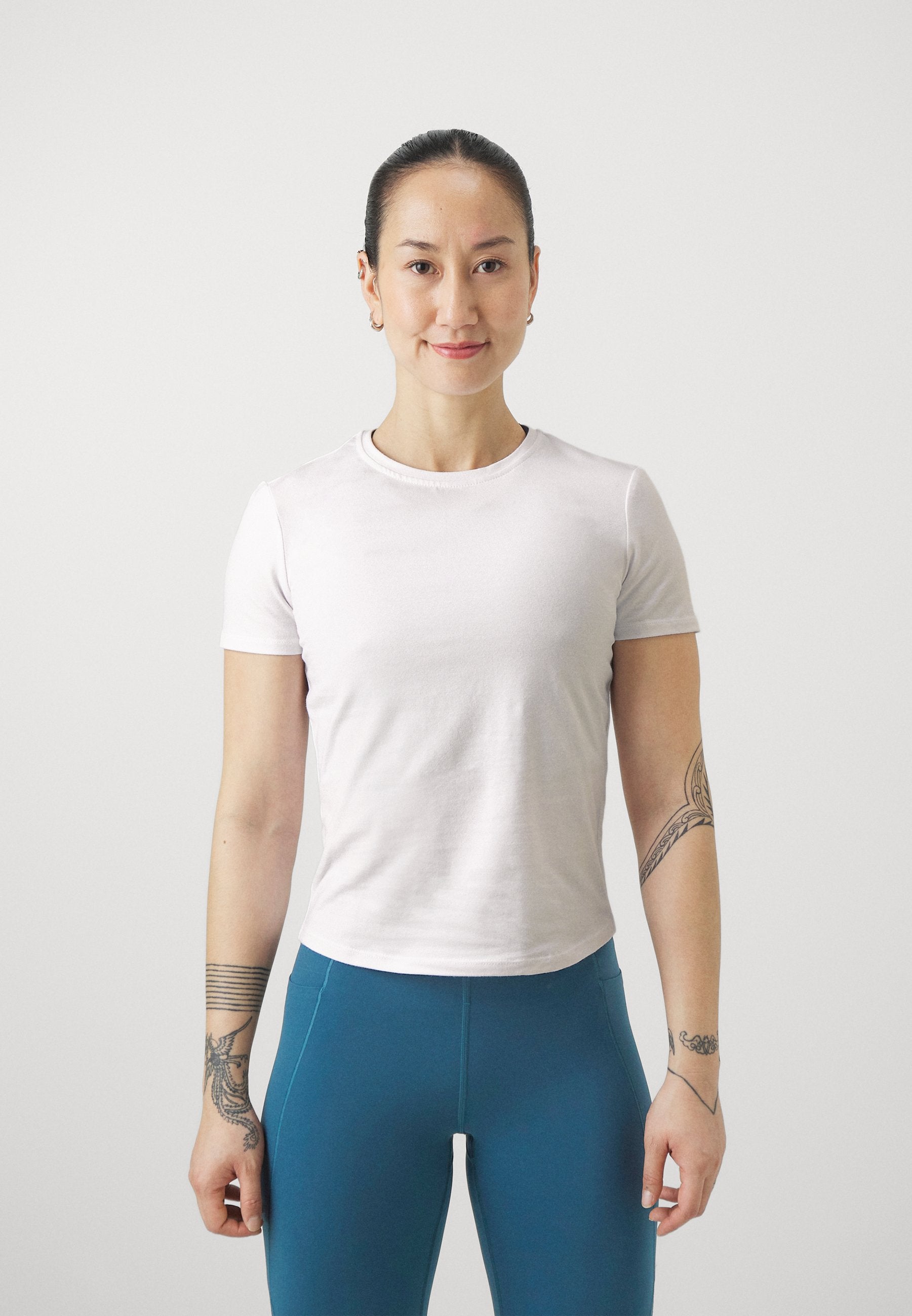 Sweaty Betty ESSENTIAL SCULPT SHORT SLEEVE