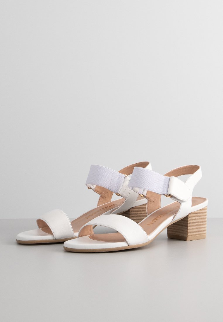 Stuart Weitzman SHAILA