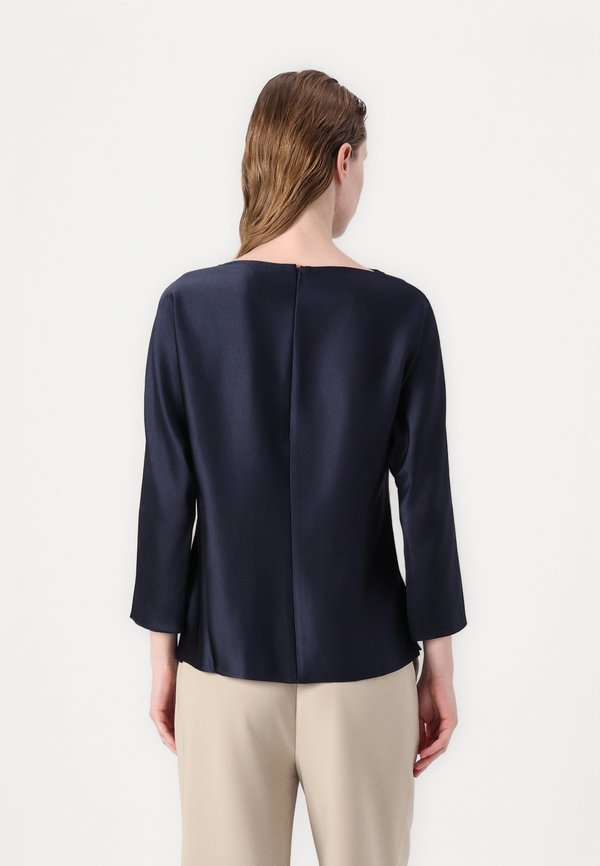 Ted Baker VOUGA