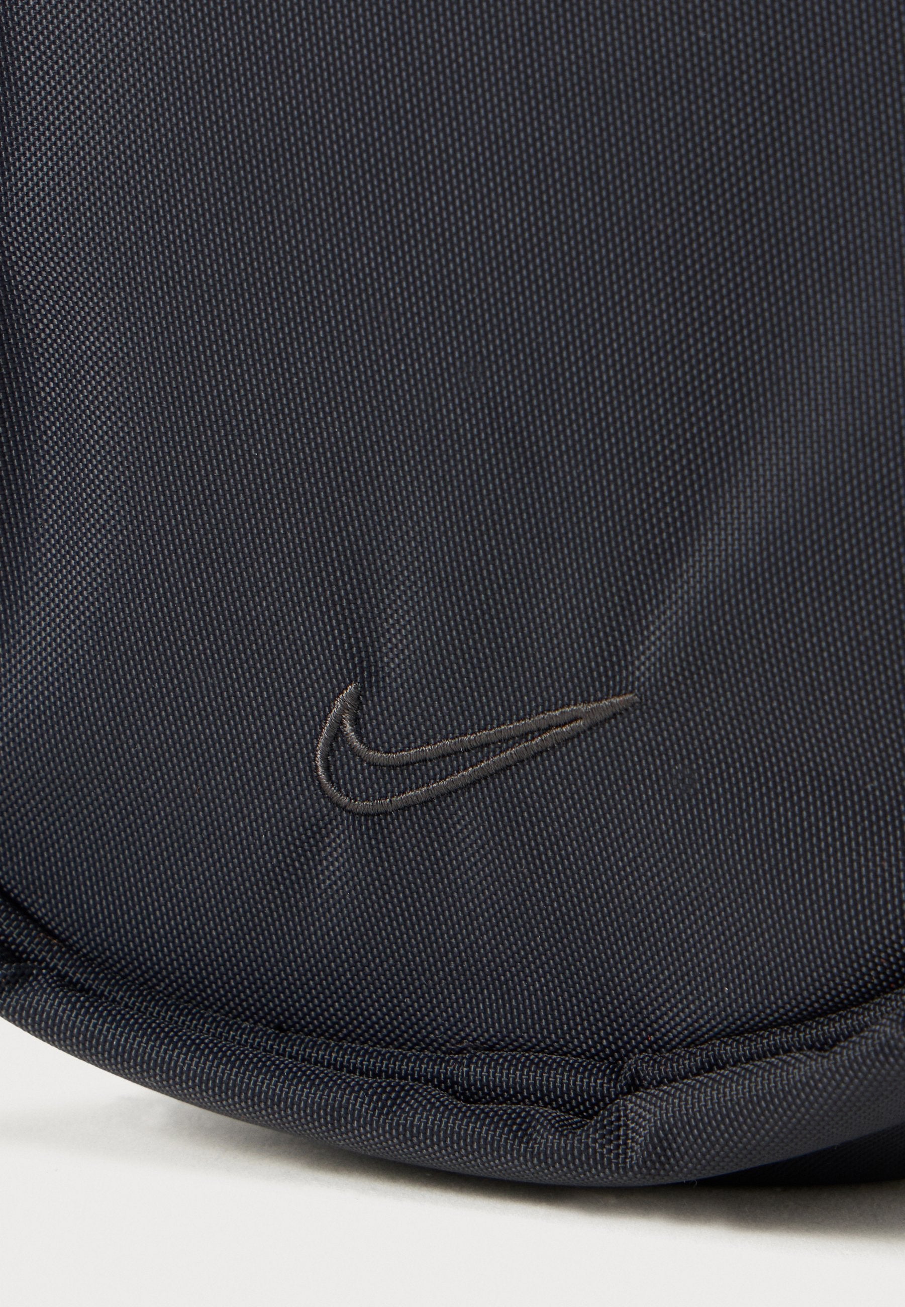 Nike Sportswear COMMUTE CROSSBODY UNISEX