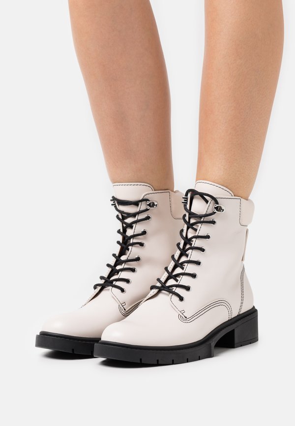 COACH LORIMER BOOTIE