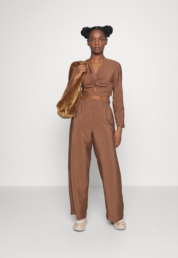 Vero Moda Petite VMANEA CROP