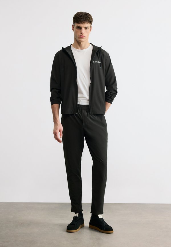 Calvin Klein ICON SPORT
