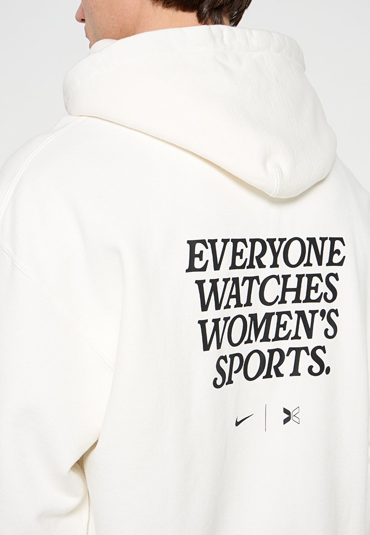 Nike Performance