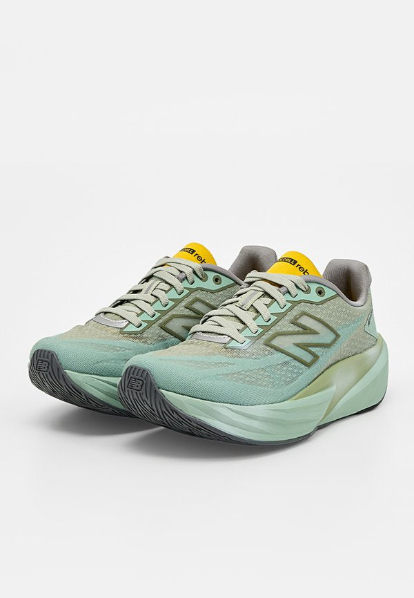 New Balance REBEL V5