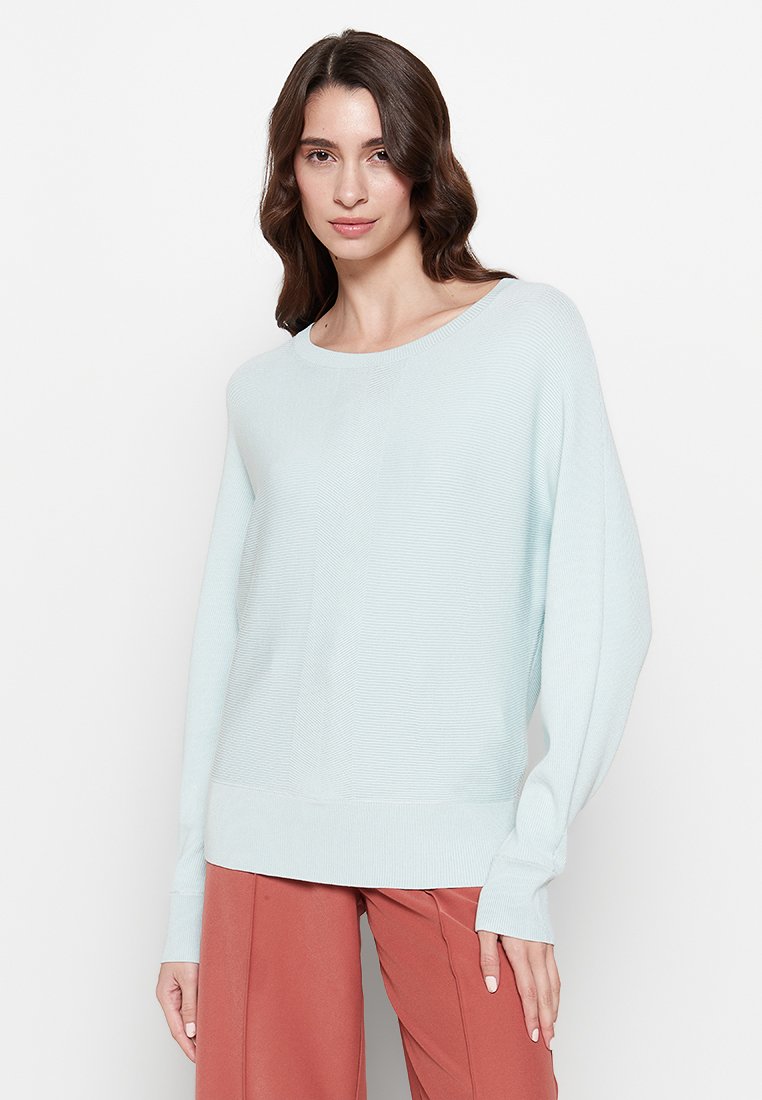 comma Strickpullover Media 1