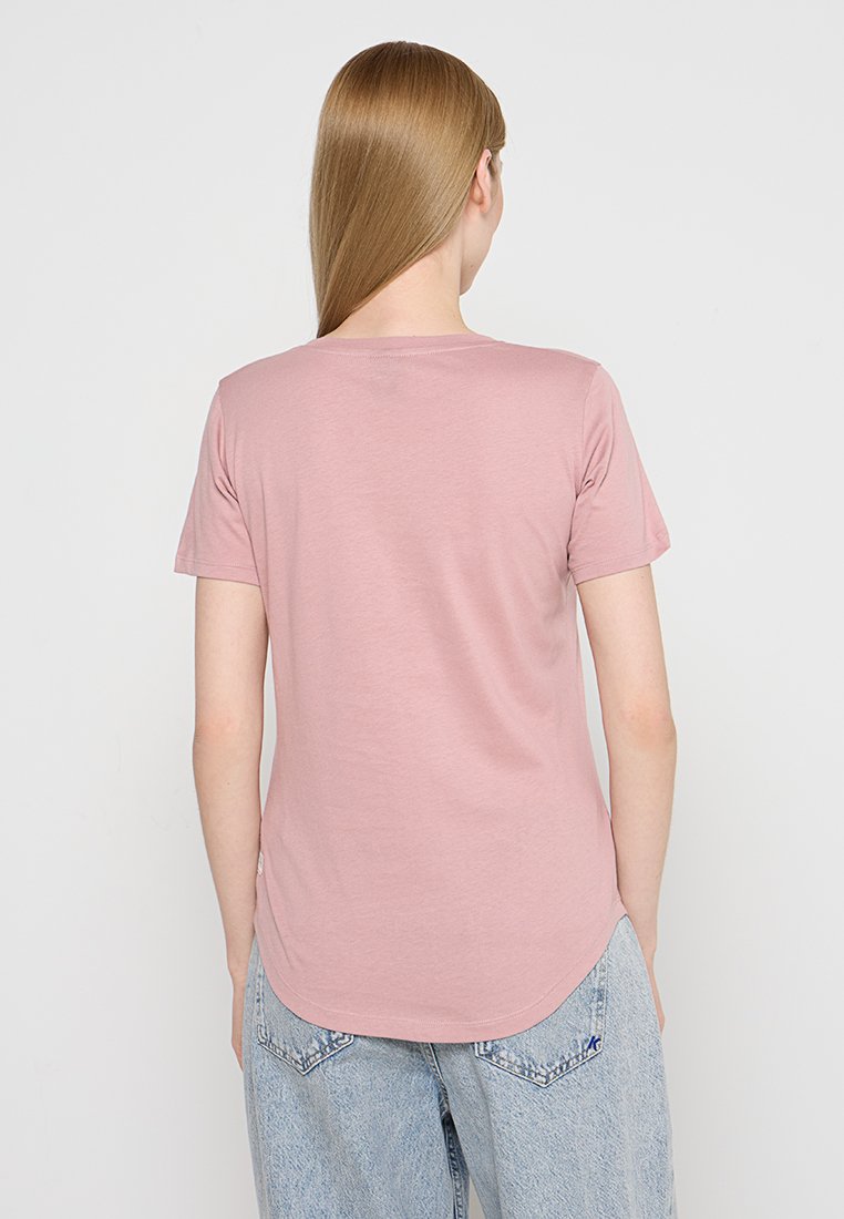 SLIM FIT Media 2
