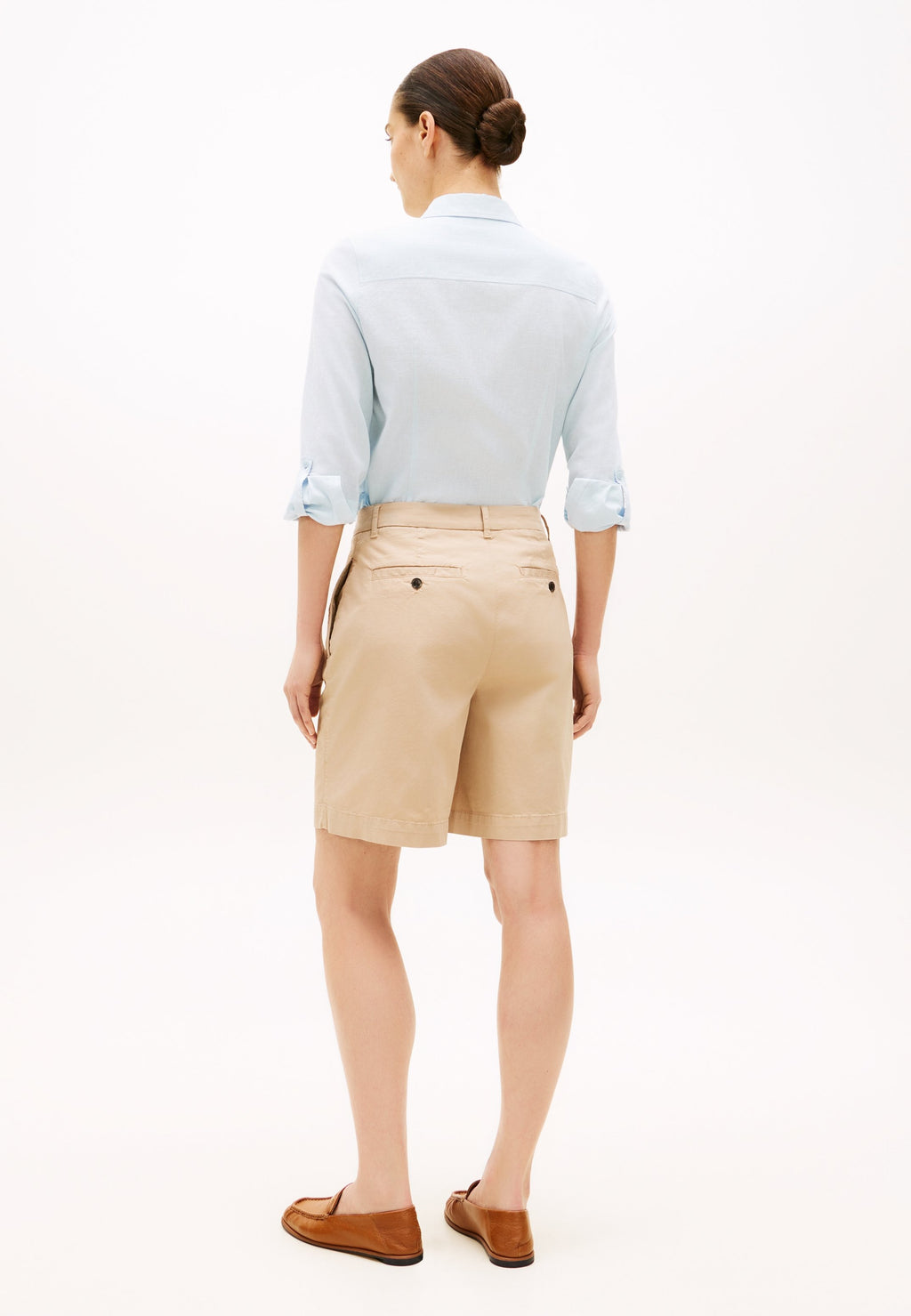 WASHED REGULAR CHINO SHORTS Media 4
