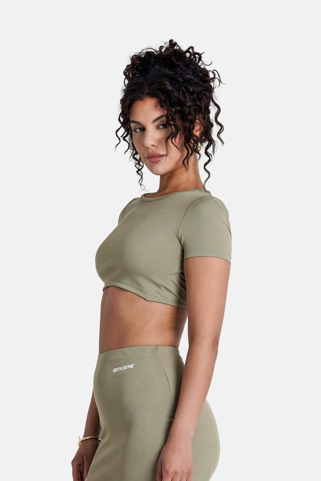 Sixth June BACKLESS