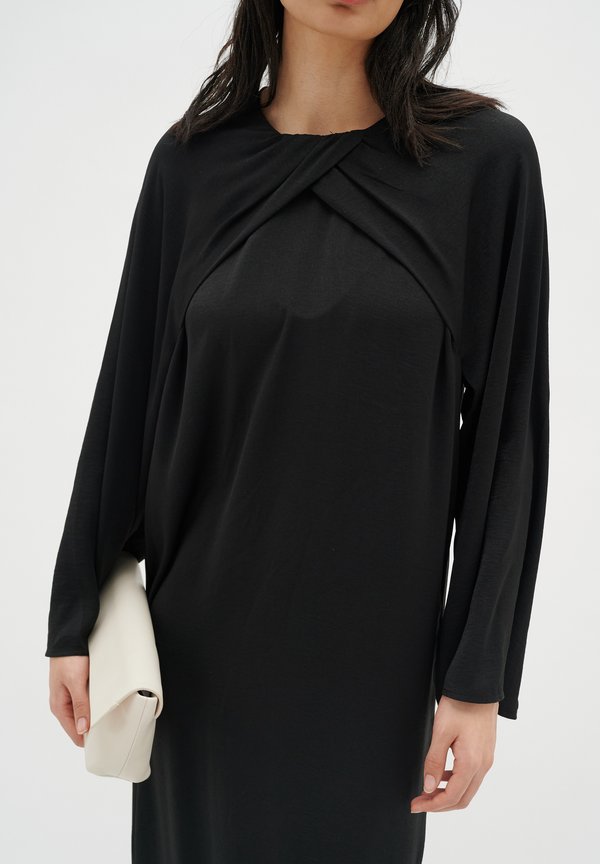 InWear  LITOIW