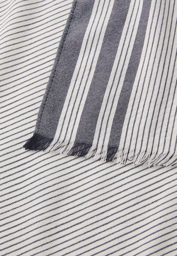 Pier One by Zalando